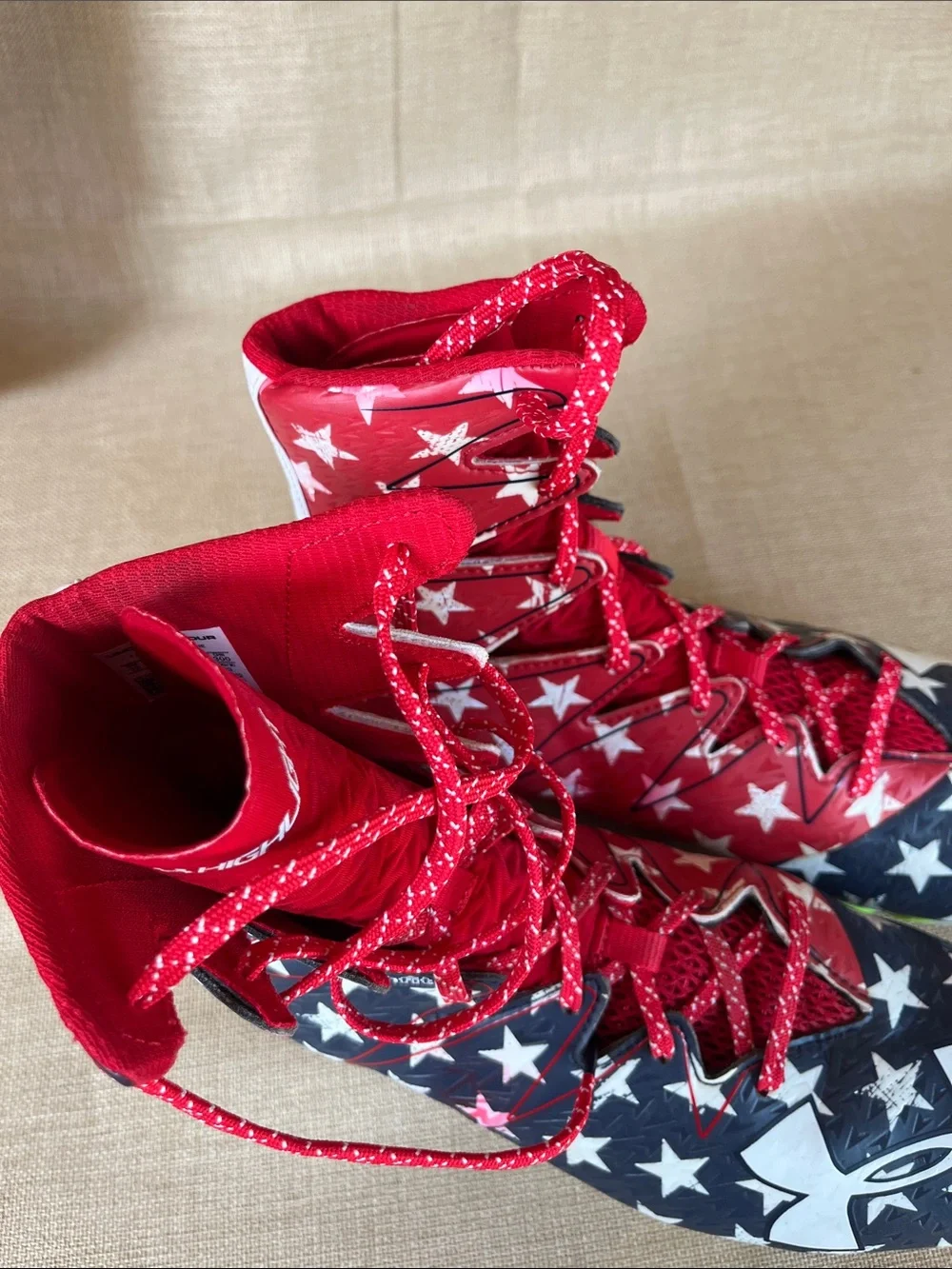 Under Armour bold star